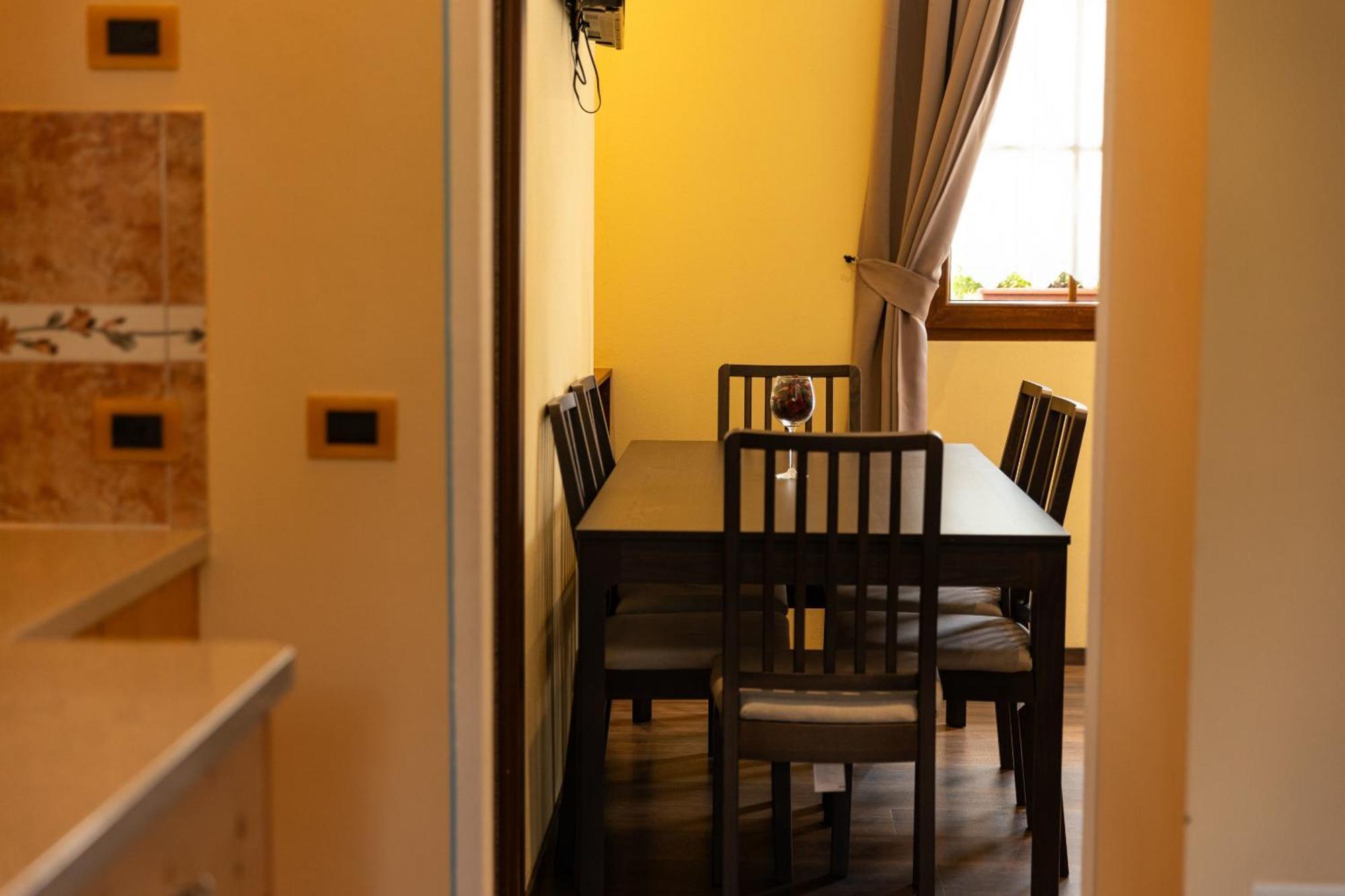 Pianeta Oro Avamposto Meteo Apartment ลีวินโญ ภายนอก รูปภาพ